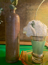 Charger l&#39;image dans la galerie, Petit vase vase et doré