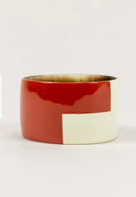 Charger l&#39;image dans la galerie, Gros bracelet laque bicolore brique et ivoire taille S