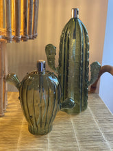 Charger l&#39;image dans la galerie, Lampe à huile cactus taille M